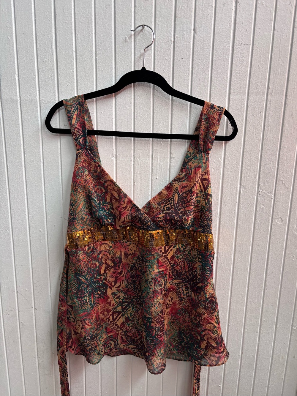 Y2K Mix it Multicolor Paisley V-Neck Sequin Waist Women’s top